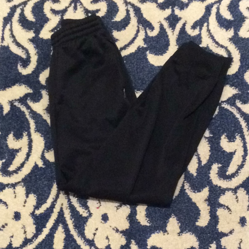 Nike Elite joggers for kids